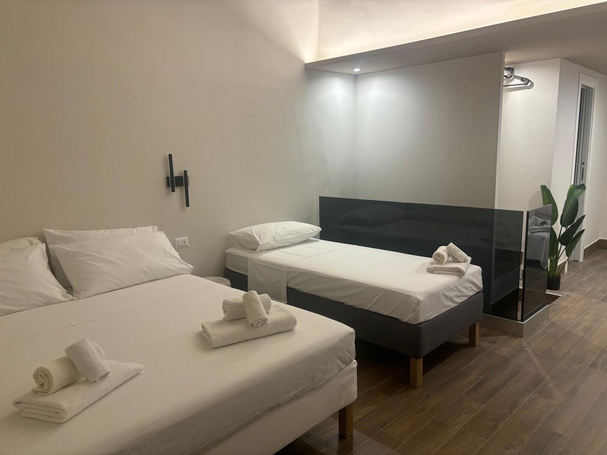 Cbh Sicitaly Group Bed & Breakfast Aci Castello Luaran gambar