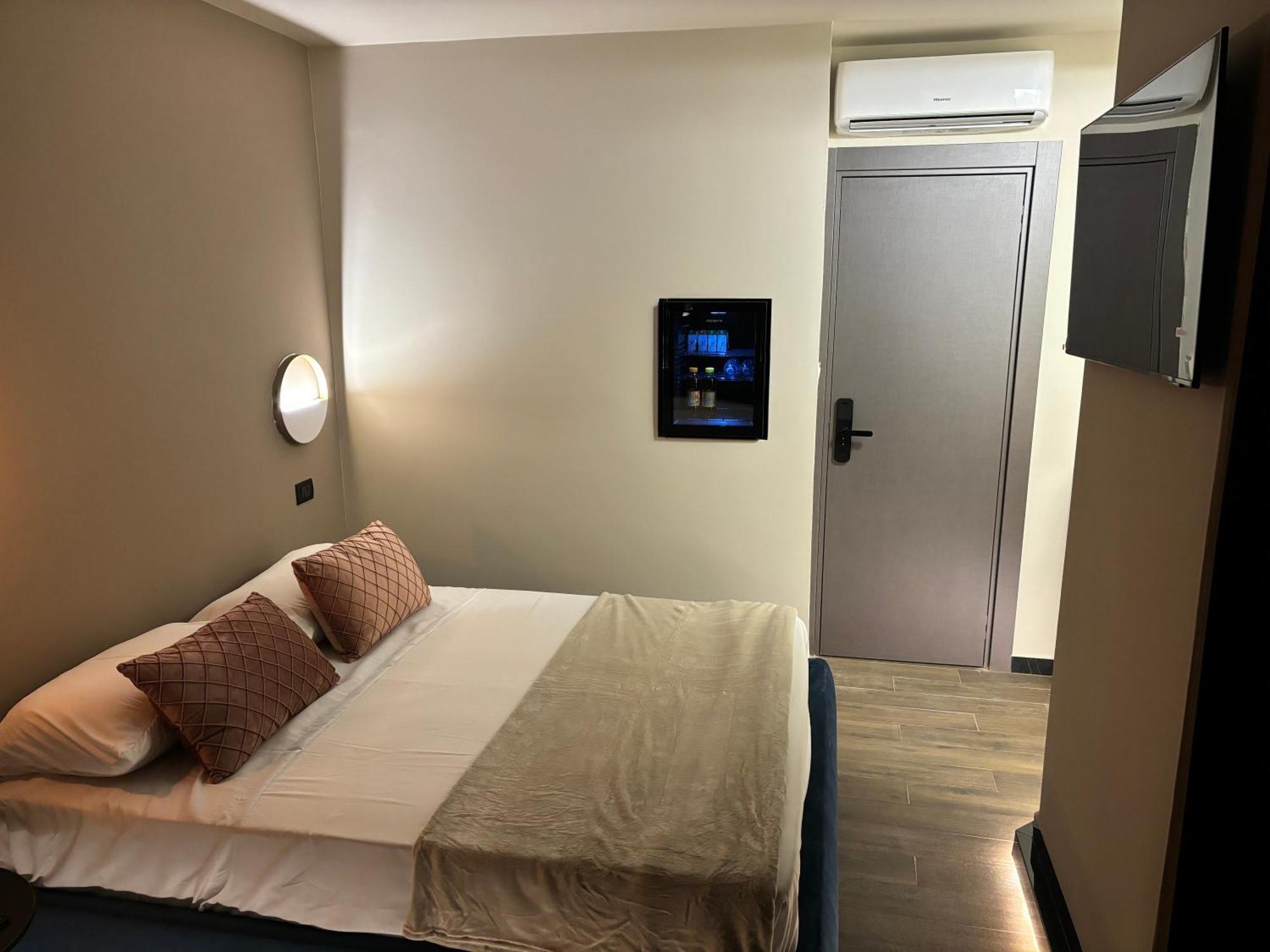 Cbh Sicitaly Group Bed & Breakfast Aci Castello Luaran gambar