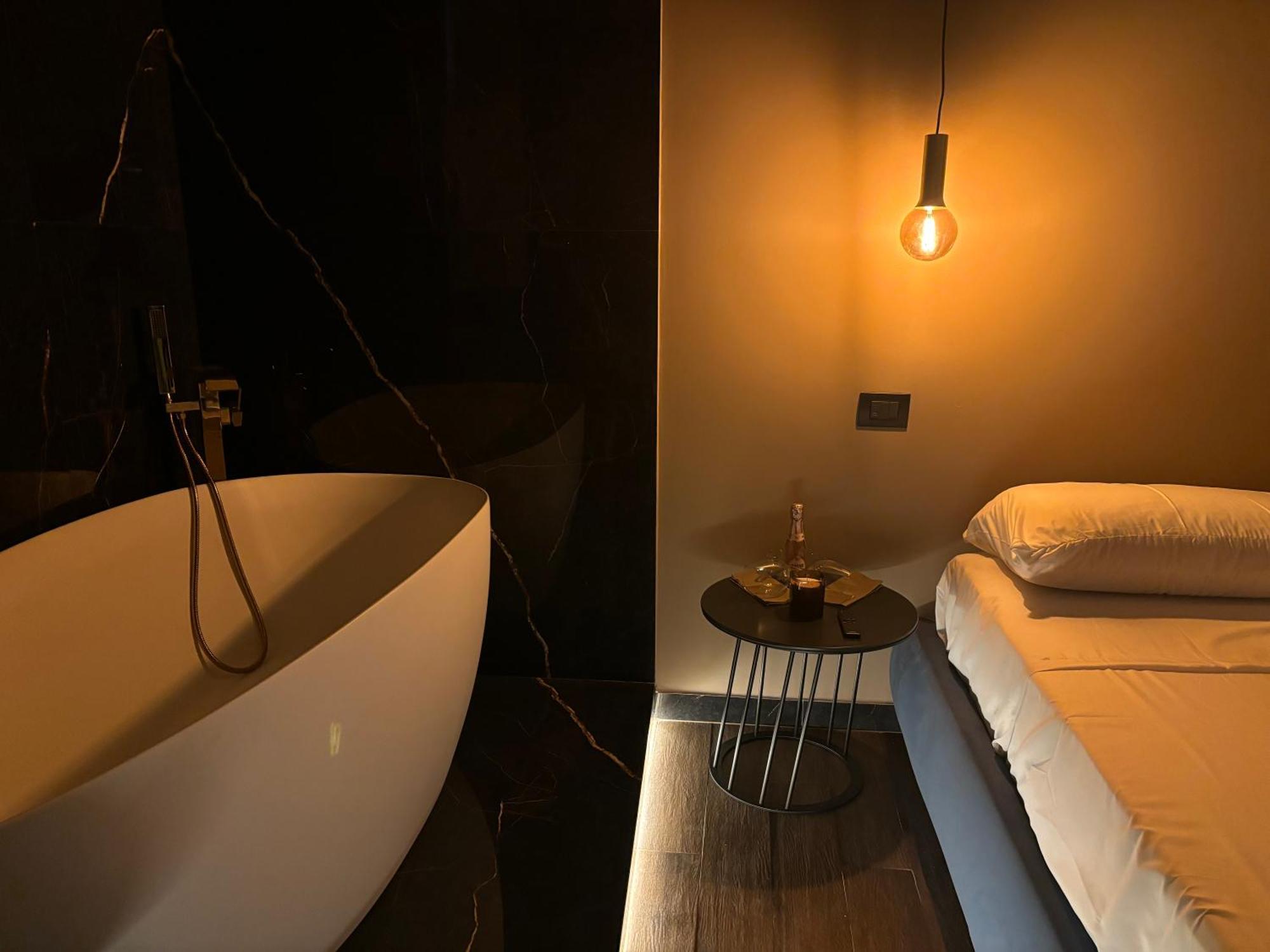Cbh Sicitaly Group Bed & Breakfast Aci Castello Luaran gambar