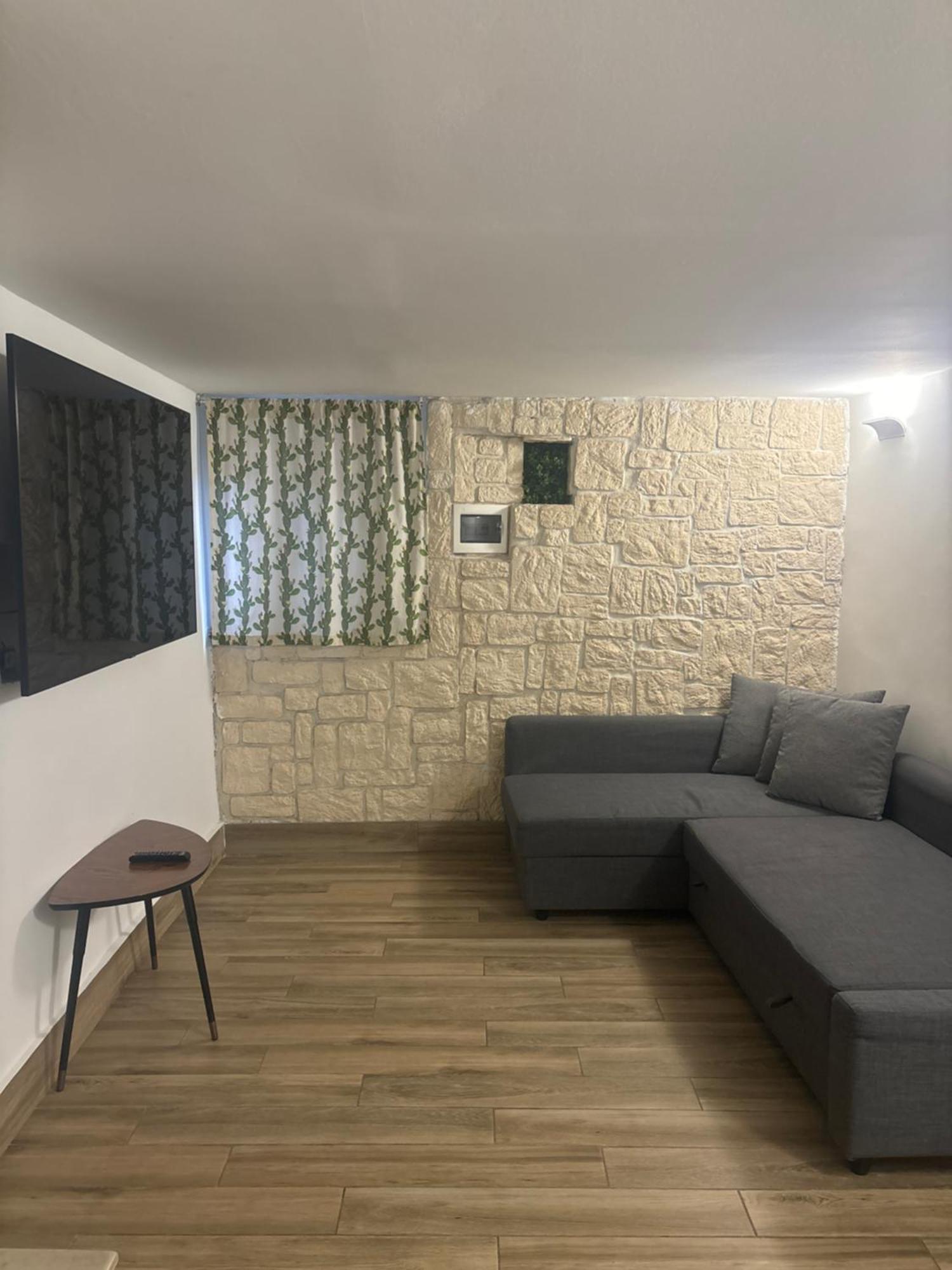 Cbh Sicitaly Group Bed & Breakfast Aci Castello Luaran gambar